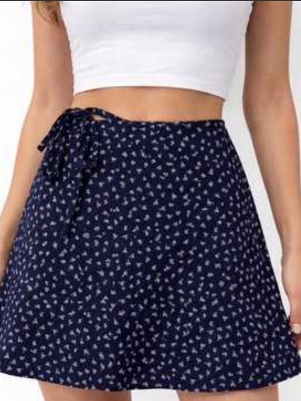Brandy Mellville Women's Navy Floral A-Line Wrap Mini Skirt Size 28(M) NWT